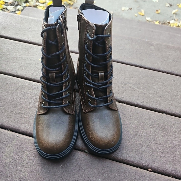 Brown combat boots - Picture 3 of 5